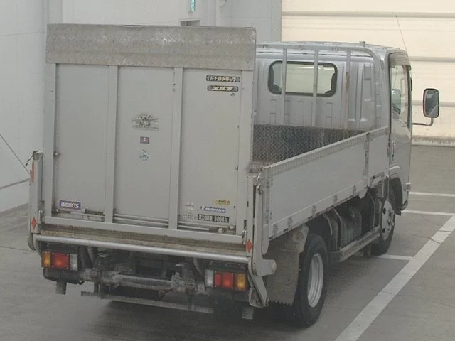 Isuzu Elf  с аукциона в Японии