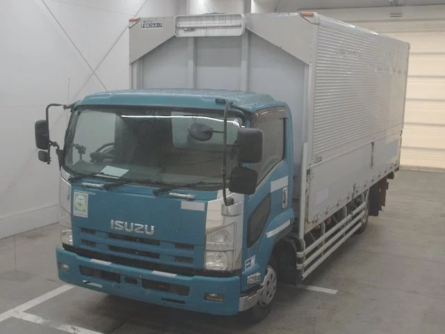 Isuzu Forward  с аукциона в Японии