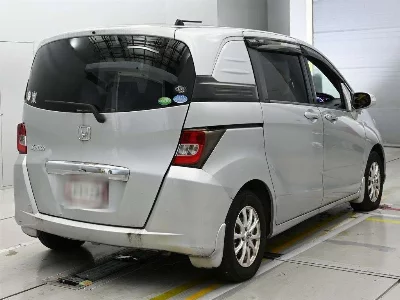 Honda Freed Spike