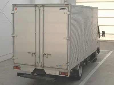 TOYOTA DYNA