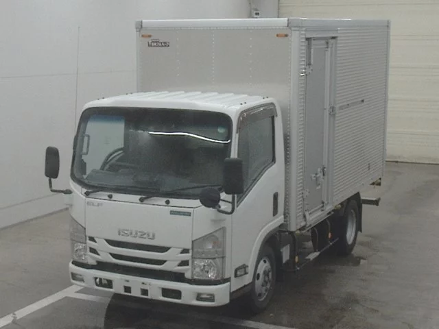 Isuzu Elf  с аукциона в Японии