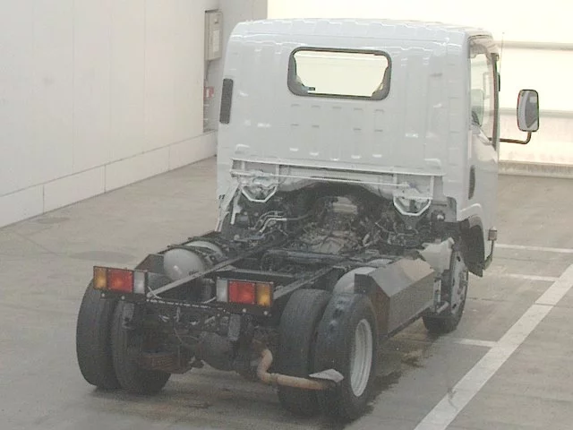 Isuzu Elf  с аукциона в Японии