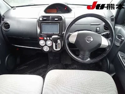 Nissan Otti
