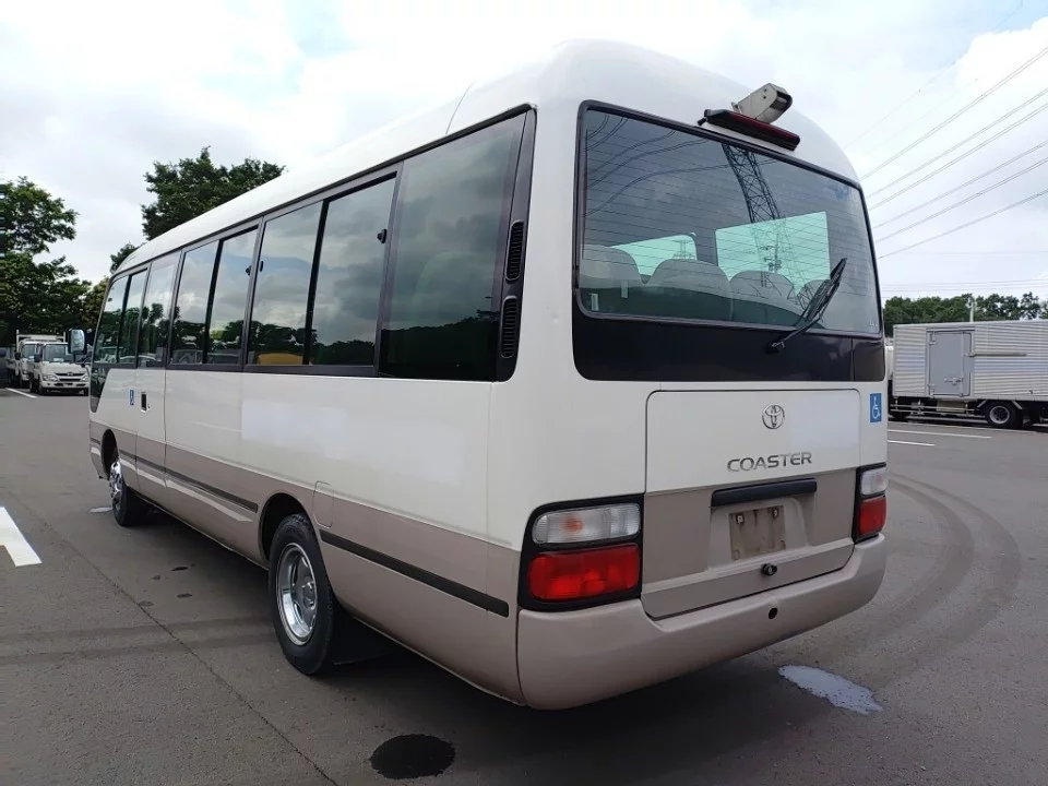Toyota Coaster  с аукциона в Японии