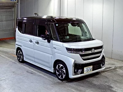 Suzuki Spacia Custom