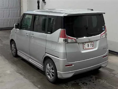 Suzuki Solio