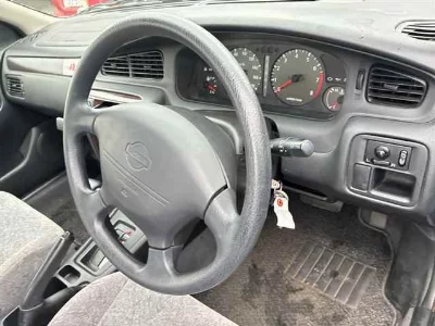 Nissan Bluebird