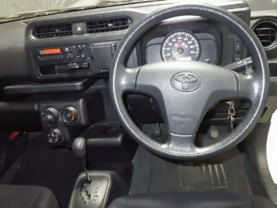 TOYOTA SUCCEED WAGON