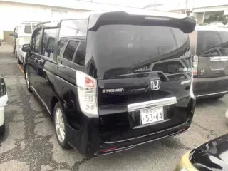 Honda STEPWGN SPADA