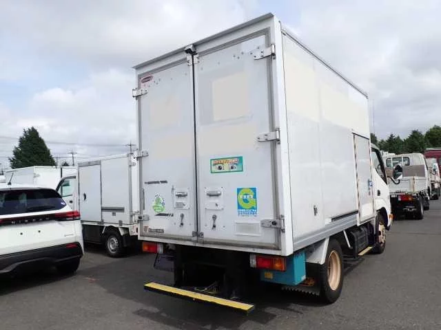 Hino Dutro  с аукциона в Японии