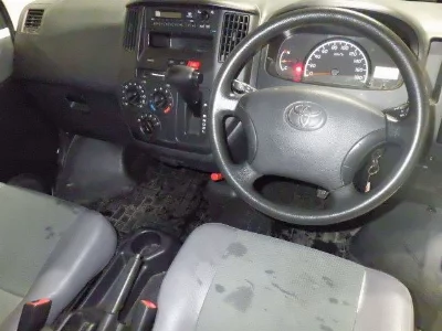 TOYOTA LITE ACE VAN