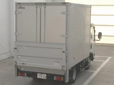 Isuzu Elf