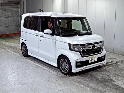 Honda N BOX CUSTOM