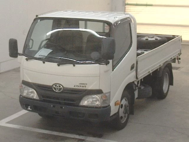 Toyota ToyoAce  с аукциона в Японии