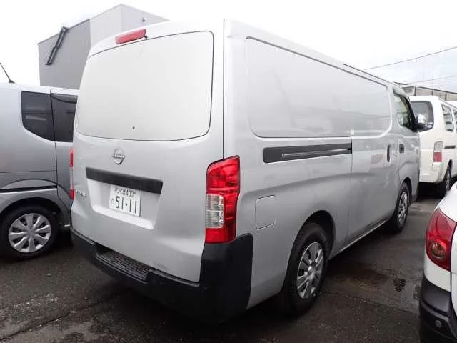 Nissan Caravan  с аукциона в Японии