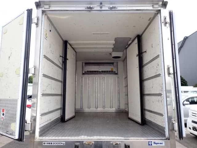 Isuzu Elf  с аукциона в Японии