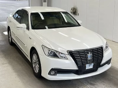TOYOTA CROWN HYBRID