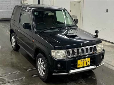 Mitsubishi Pajero Mini