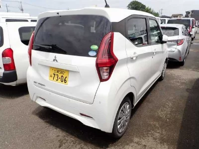 Mitsubishi eK Wagon