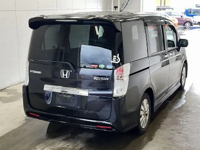 Honda STEPWGN SPADA