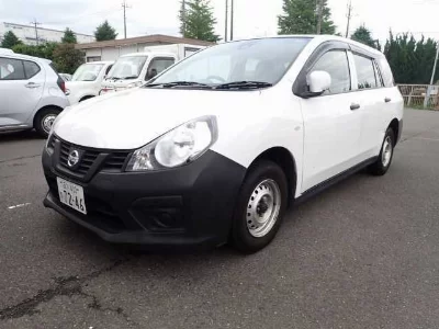 Nissan AD