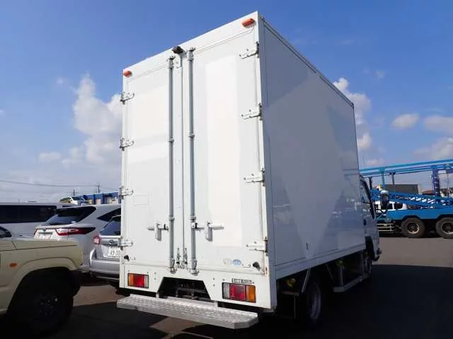 Isuzu Elf  с аукциона в Японии