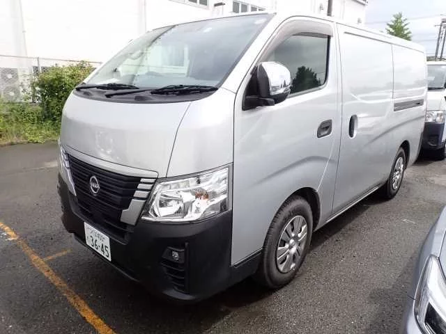 Nissan Caravan  с аукциона в Японии