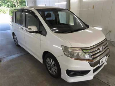 Honda STEPWGN SPADA