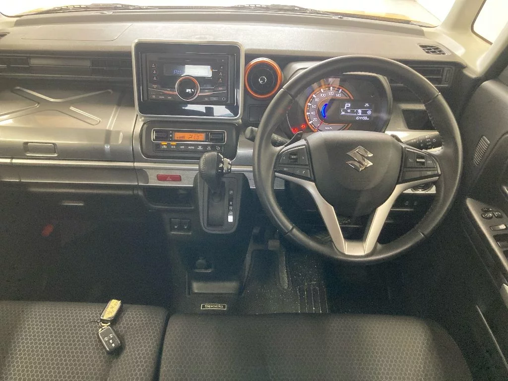 Suzuki Spacia Gear  с аукциона в Японии