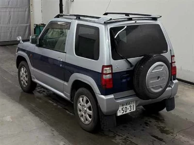 Mitsubishi Pajero Mini