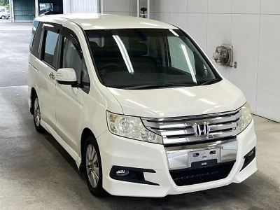 Honda STEPWGN SPADA