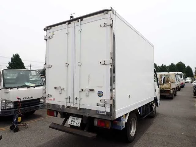 Isuzu Elf  с аукциона в Японии