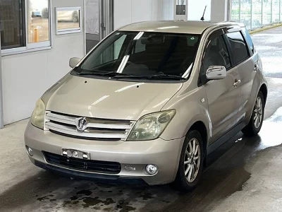 Toyota Ist