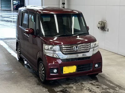 HONDA N BOX CUSTOM