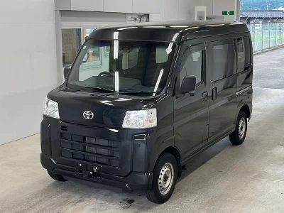 Toyota Pixis Van