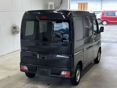 Toyota Pixis Van