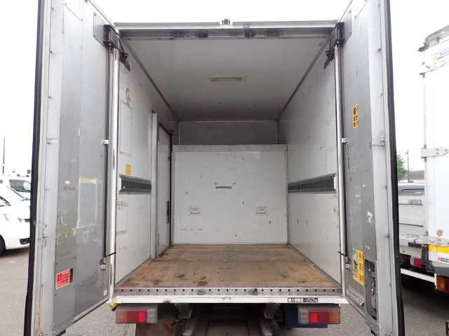 Toyota Dyna  с аукциона в Японии