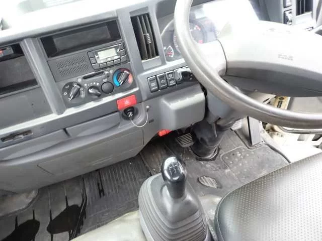 Isuzu Elf  с аукциона в Японии