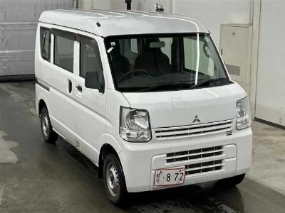 Mitsubishi Minicab