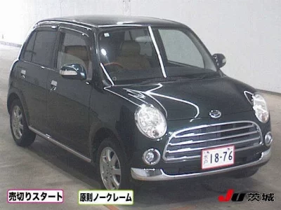 Daihatsu Mira Gino
