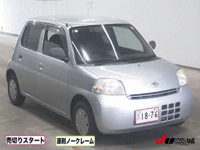 Daihatsu Esse