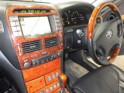 Toyota Celsior