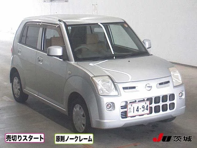 Nissan Pino  с аукциона в Японии