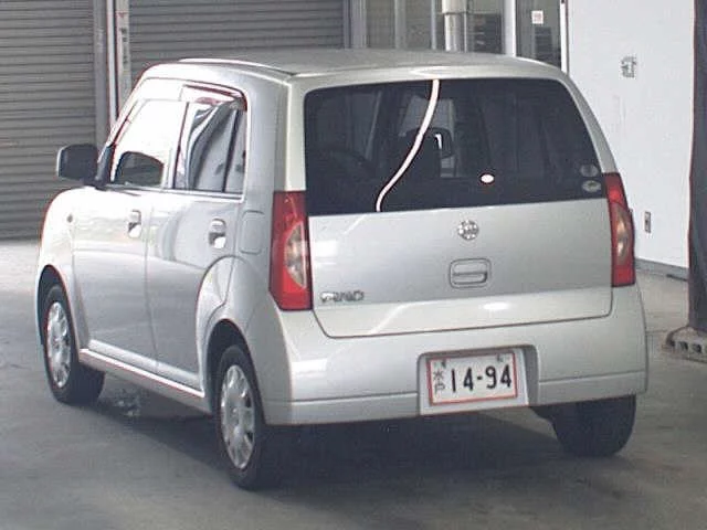Nissan Pino  с аукциона в Японии