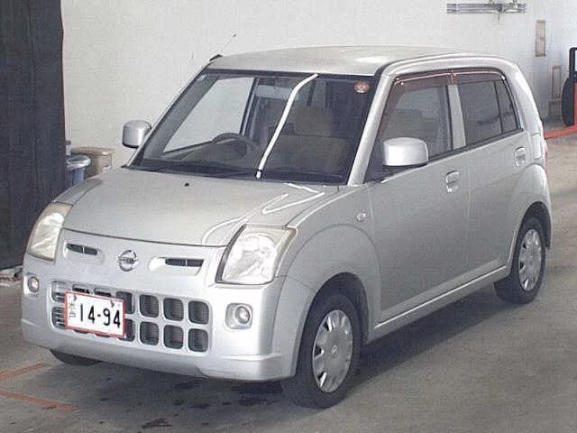 Nissan Pino  с аукциона в Японии
