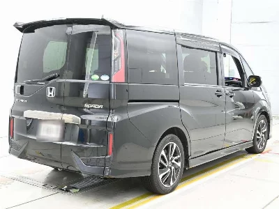 Honda STEPWGN SPADA