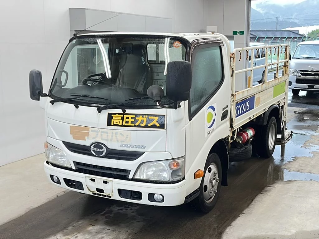 Hino Dutro  с аукциона в Японии