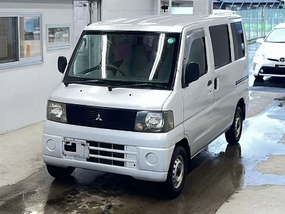 Mitsubishi Minicab
