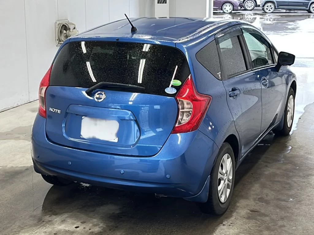 Nissan Note  с аукциона в Японии