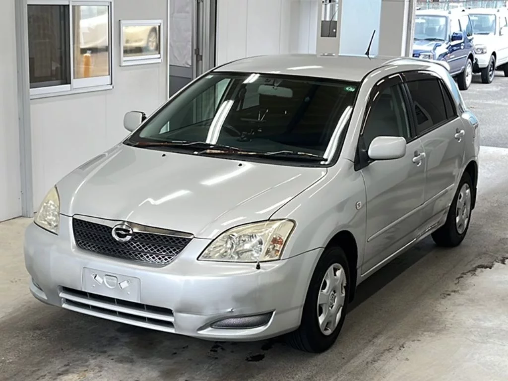 Toyota Corolla Runx  с аукциона в Японии
